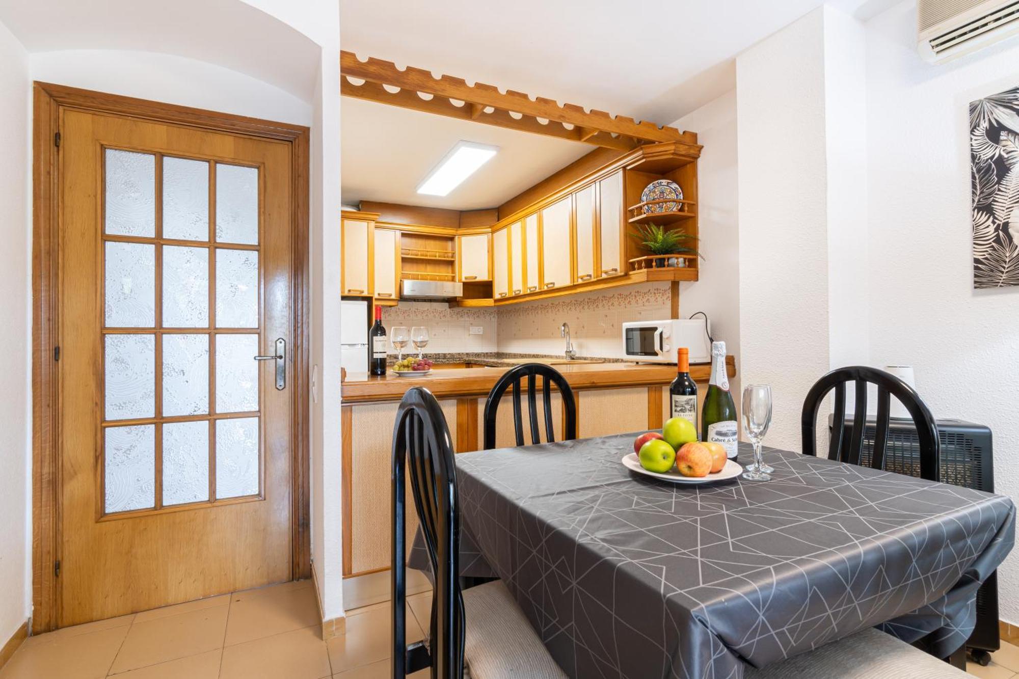 Turistmar - Amplio Apartamento En Salou Con Piscina, A 2 Minutos De La Playa Exterior photo